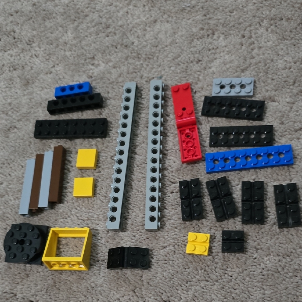 LEGO Building Blocks Set - Unique Pieces and Parts - Picture 1 of 9